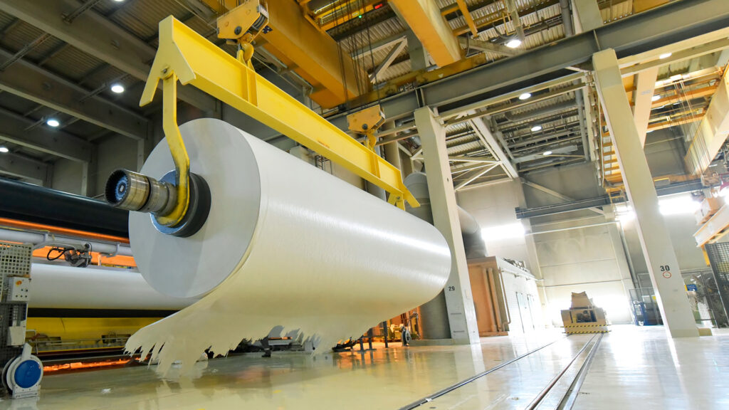 Robust filtration for pulp and paper production in industrial processes